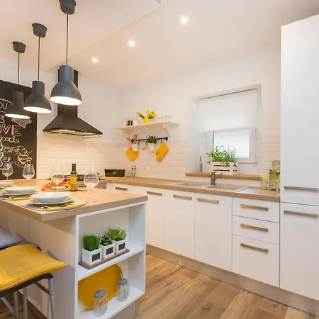 Alberti Apartment *